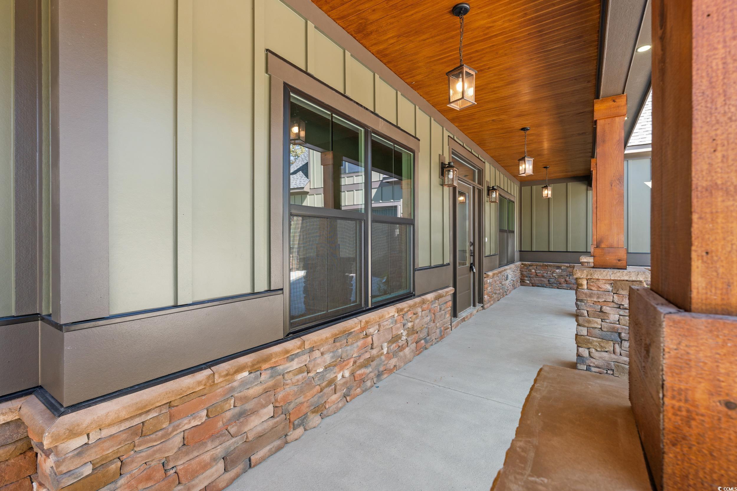 8016 Old Reaves Ferry Rd. Property Photo 4