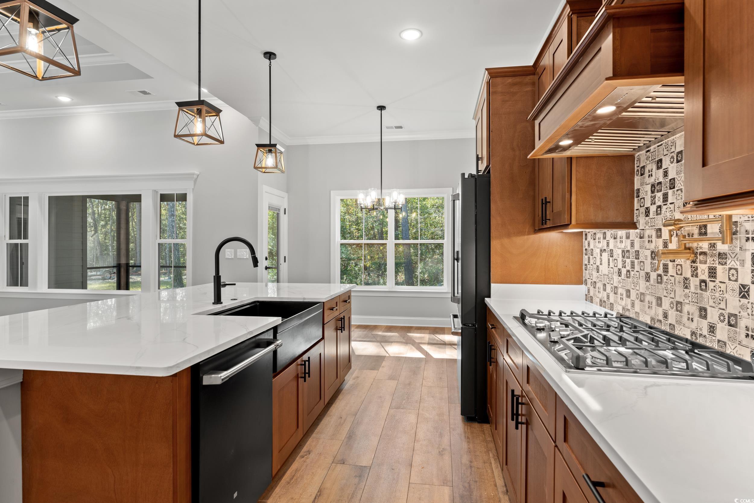 8016 Old Reaves Ferry Rd. Property Photo 10