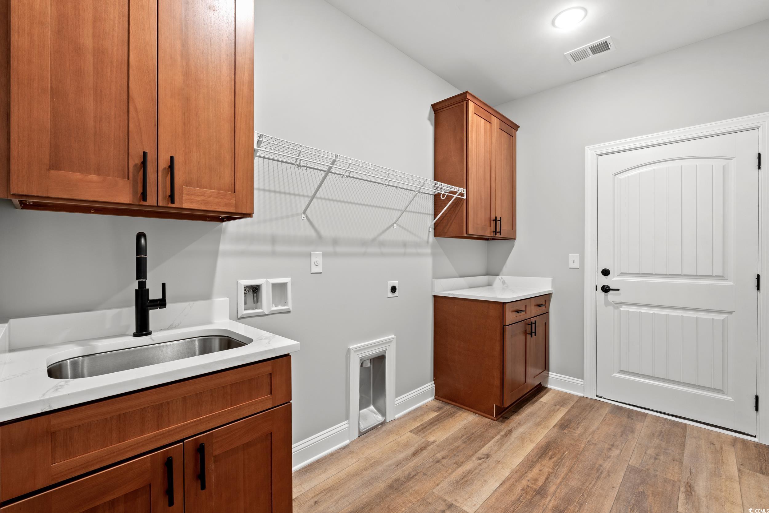 8016 Old Reaves Ferry Rd. Property Photo 22