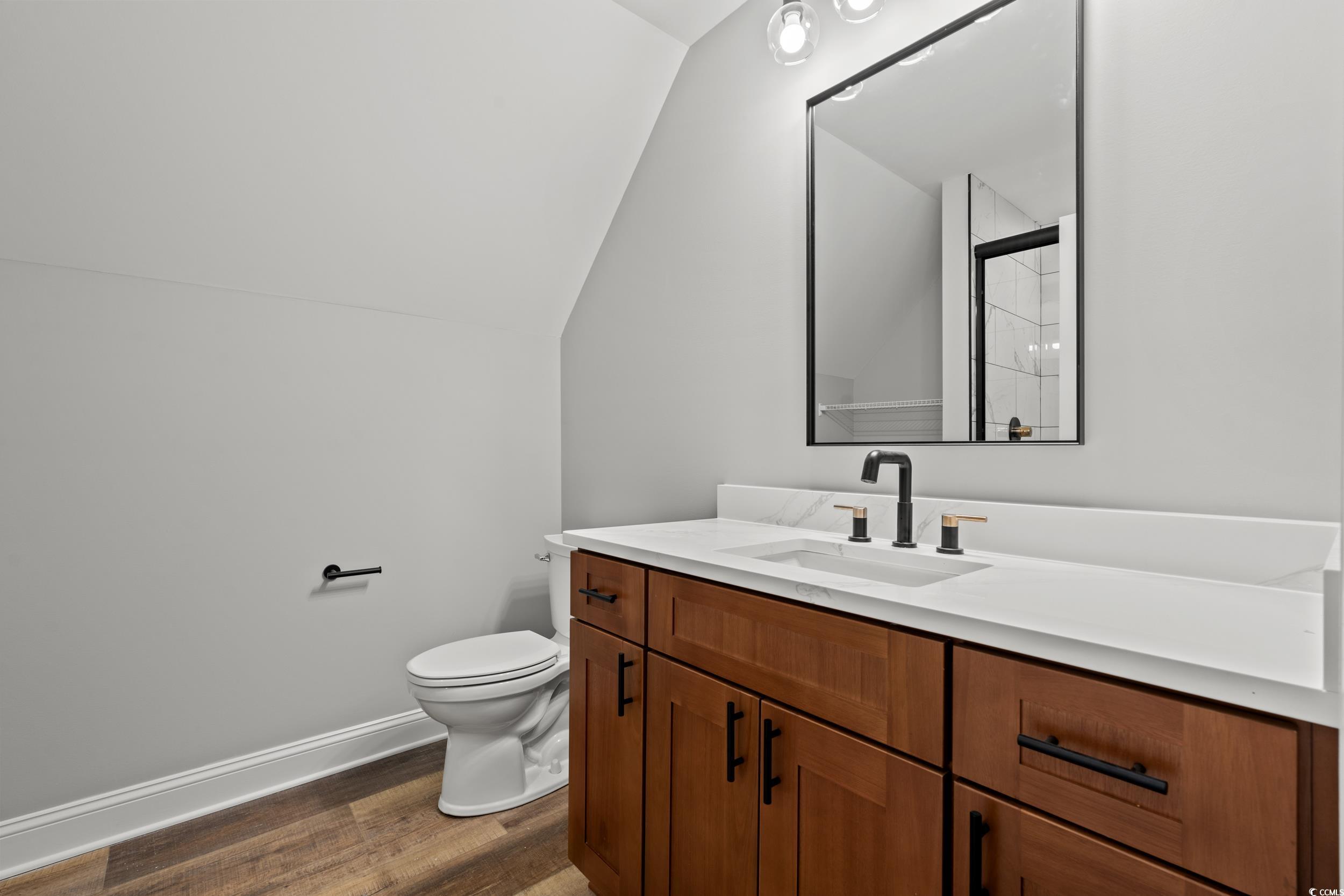 8016 Old Reaves Ferry Rd. Property Photo 25