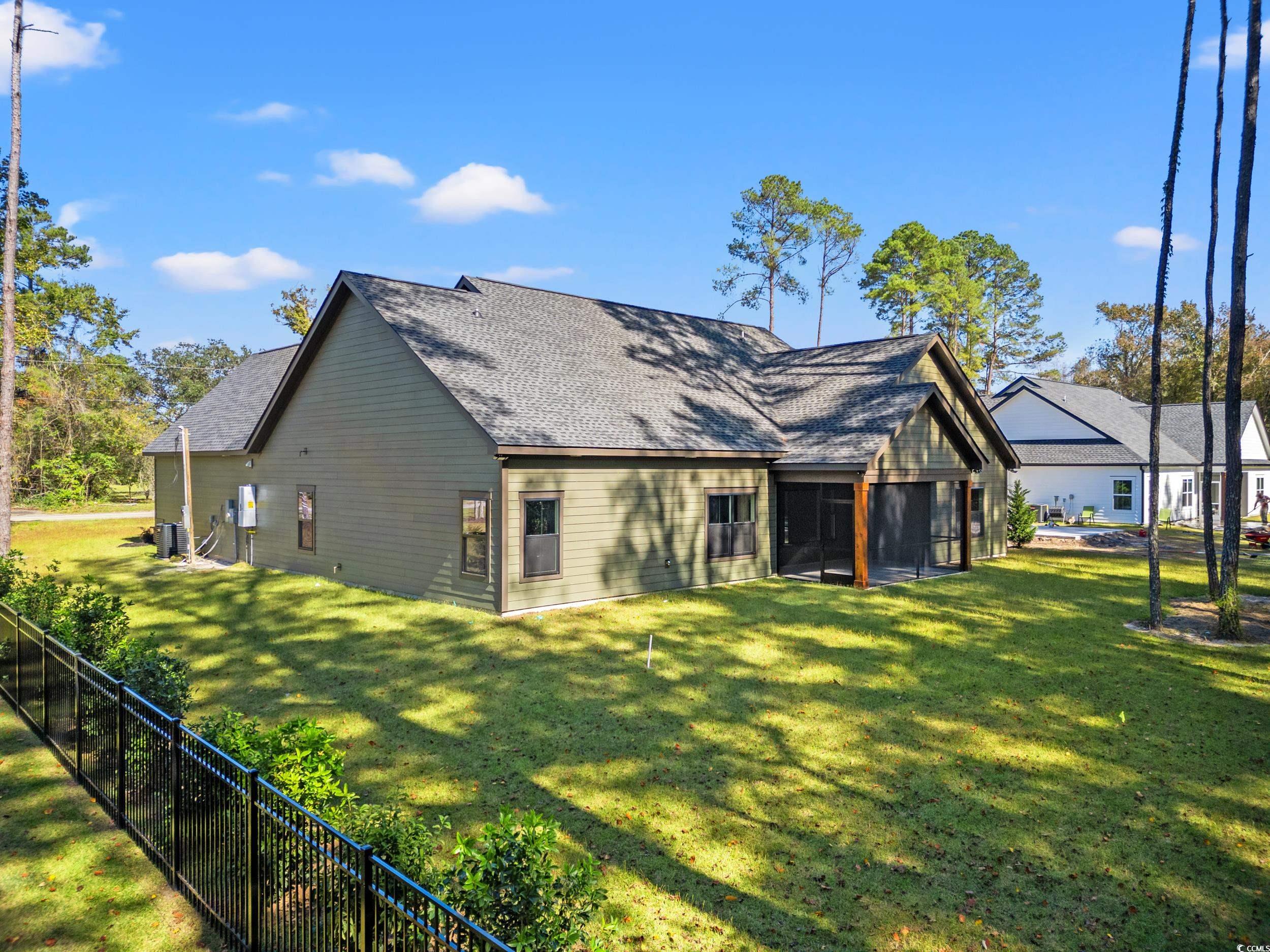 8016 Old Reaves Ferry Rd. Property Photo 28