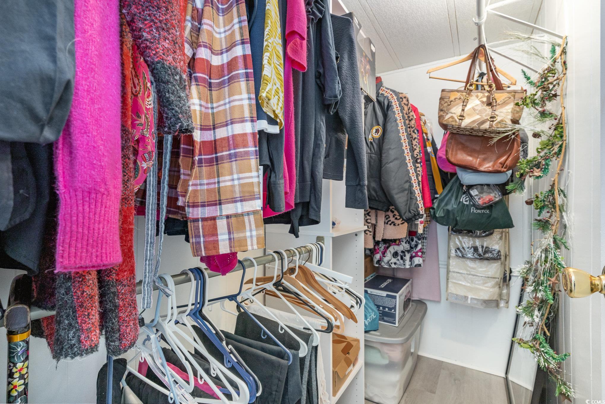 121 Queens Rd. Property Photo 16