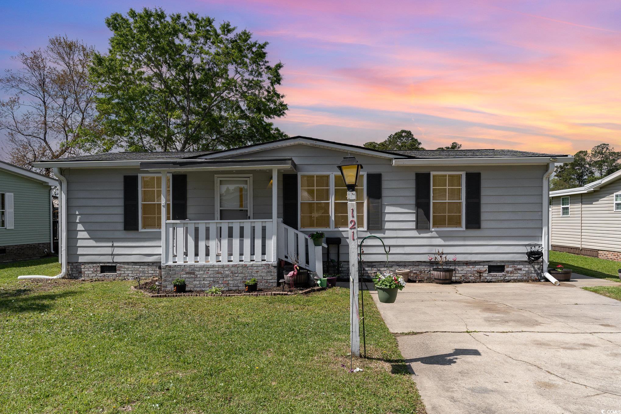 121 Queens Rd. Property Photo 22