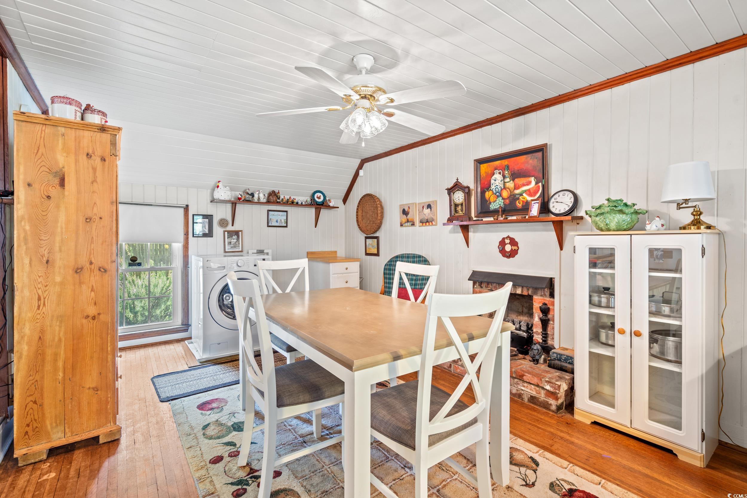 401 Harmon Park Blvd. Property Photo 9