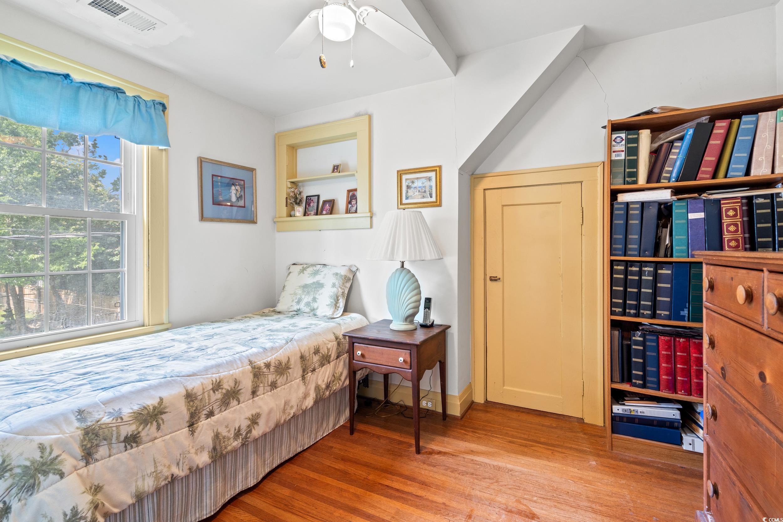 401 Harmon Park Blvd. Property Photo 21