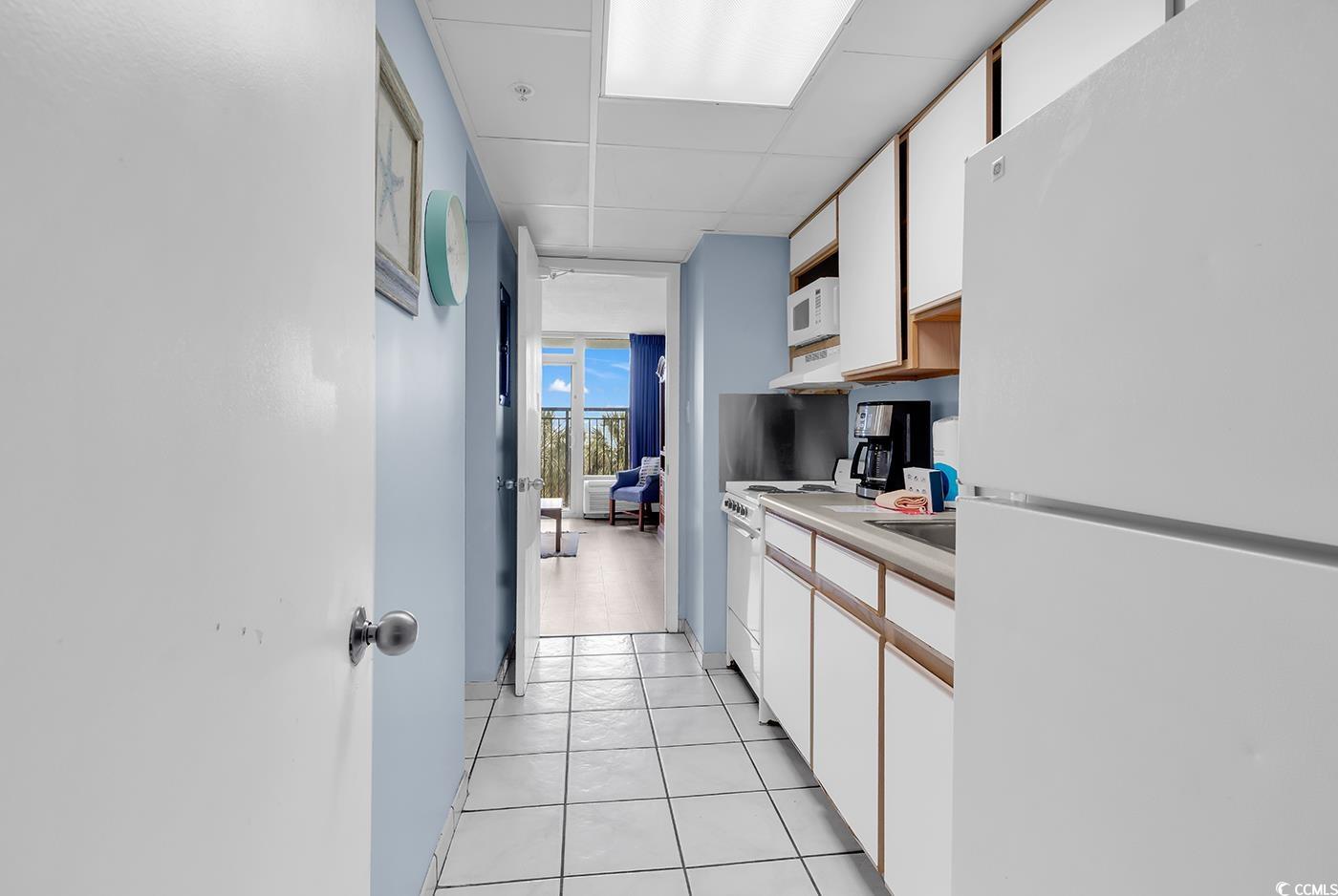 2300 N Ocean Blvd. Property Photo 9