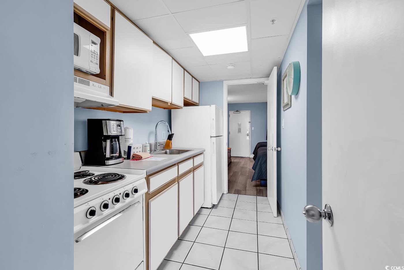 2300 N Ocean Blvd. Property Photo 11