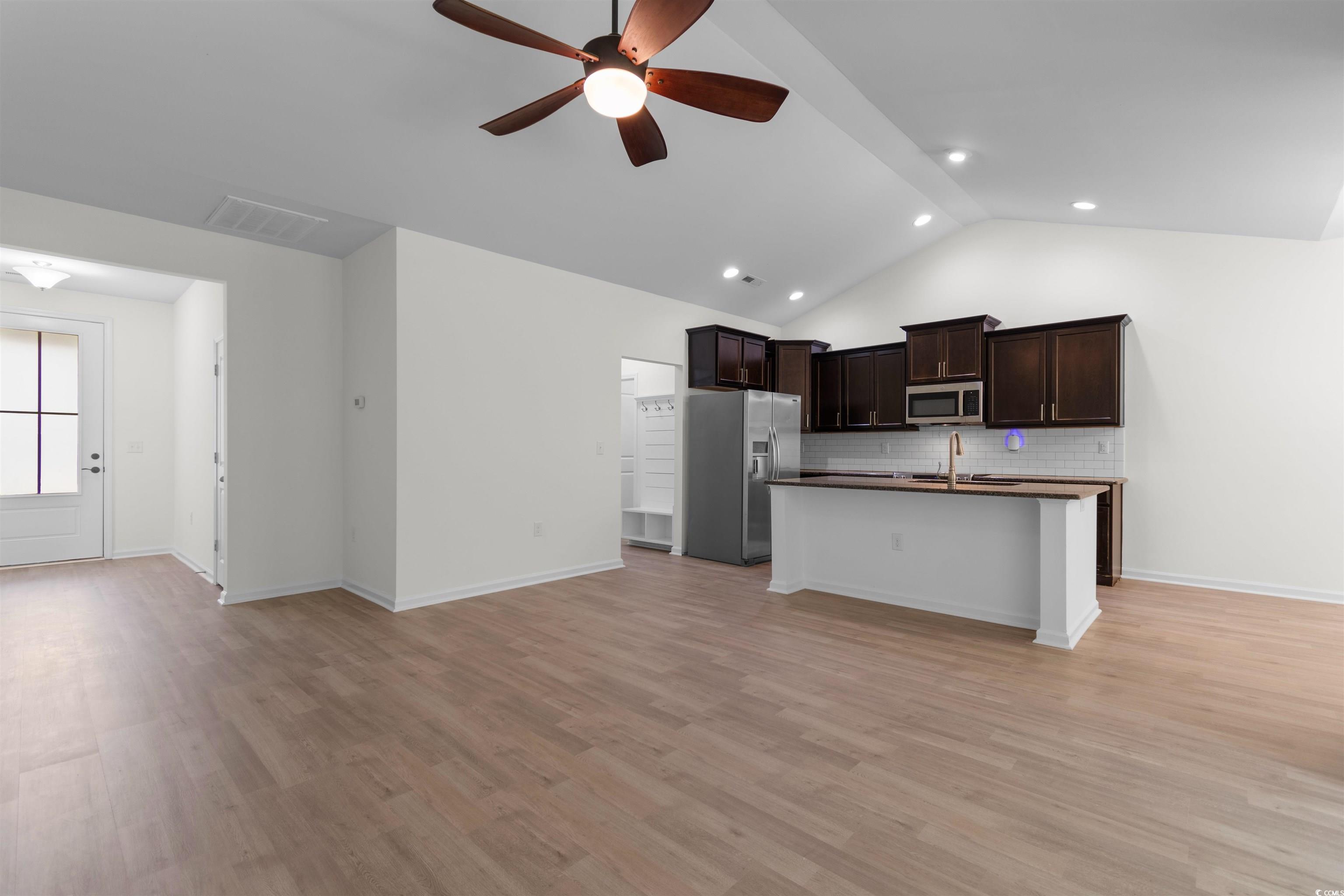 124 Shady Arbor Loop Property Photo 13