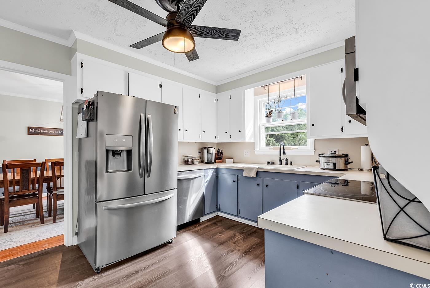 108 Wyandot St Property Photo 6