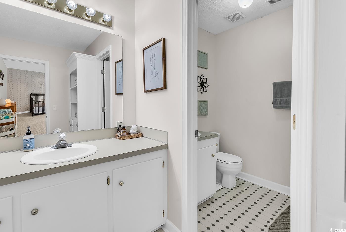 108 Wyandot St Property Photo 26