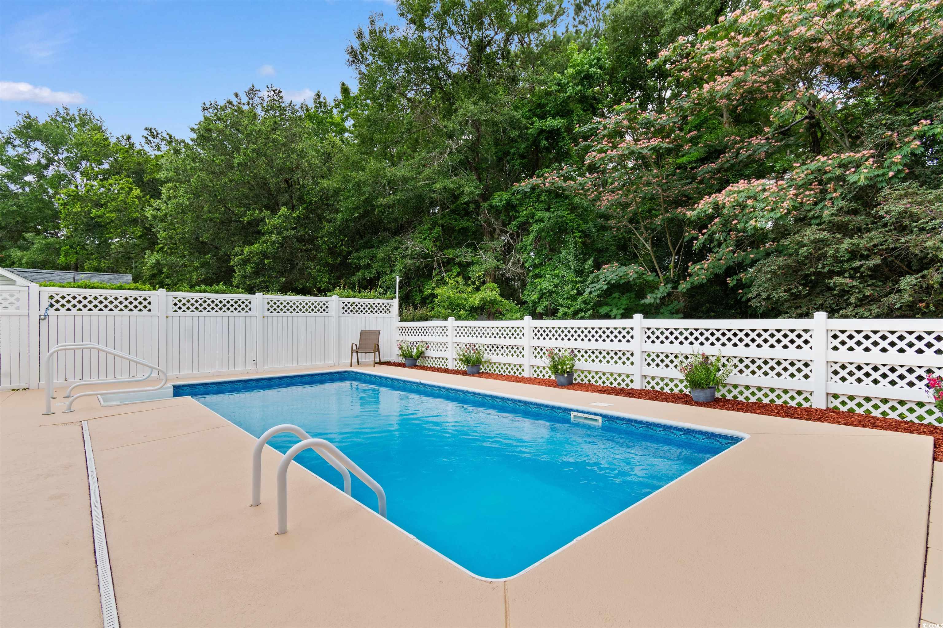 556 Crusade Circle Property Photo 5