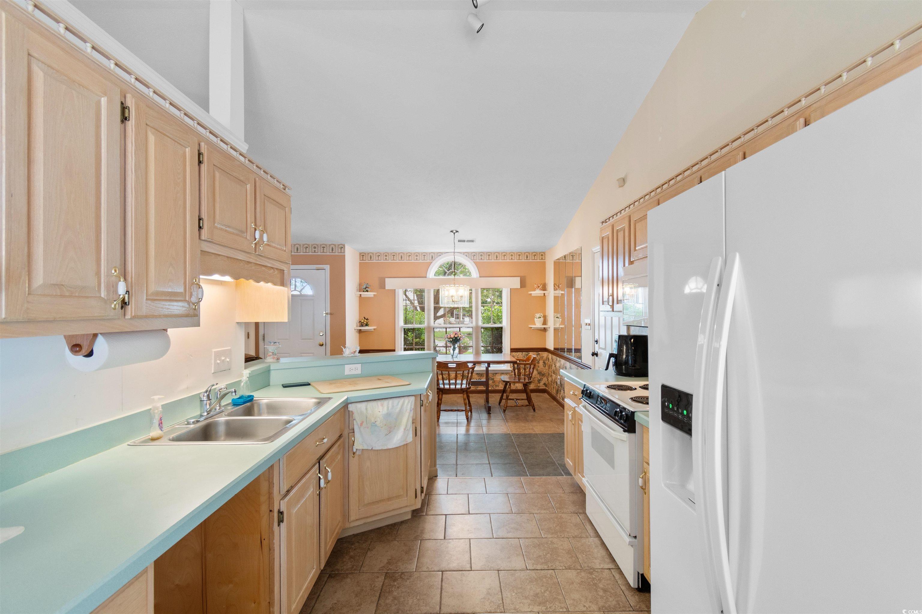 556 Crusade Circle Property Photo 8