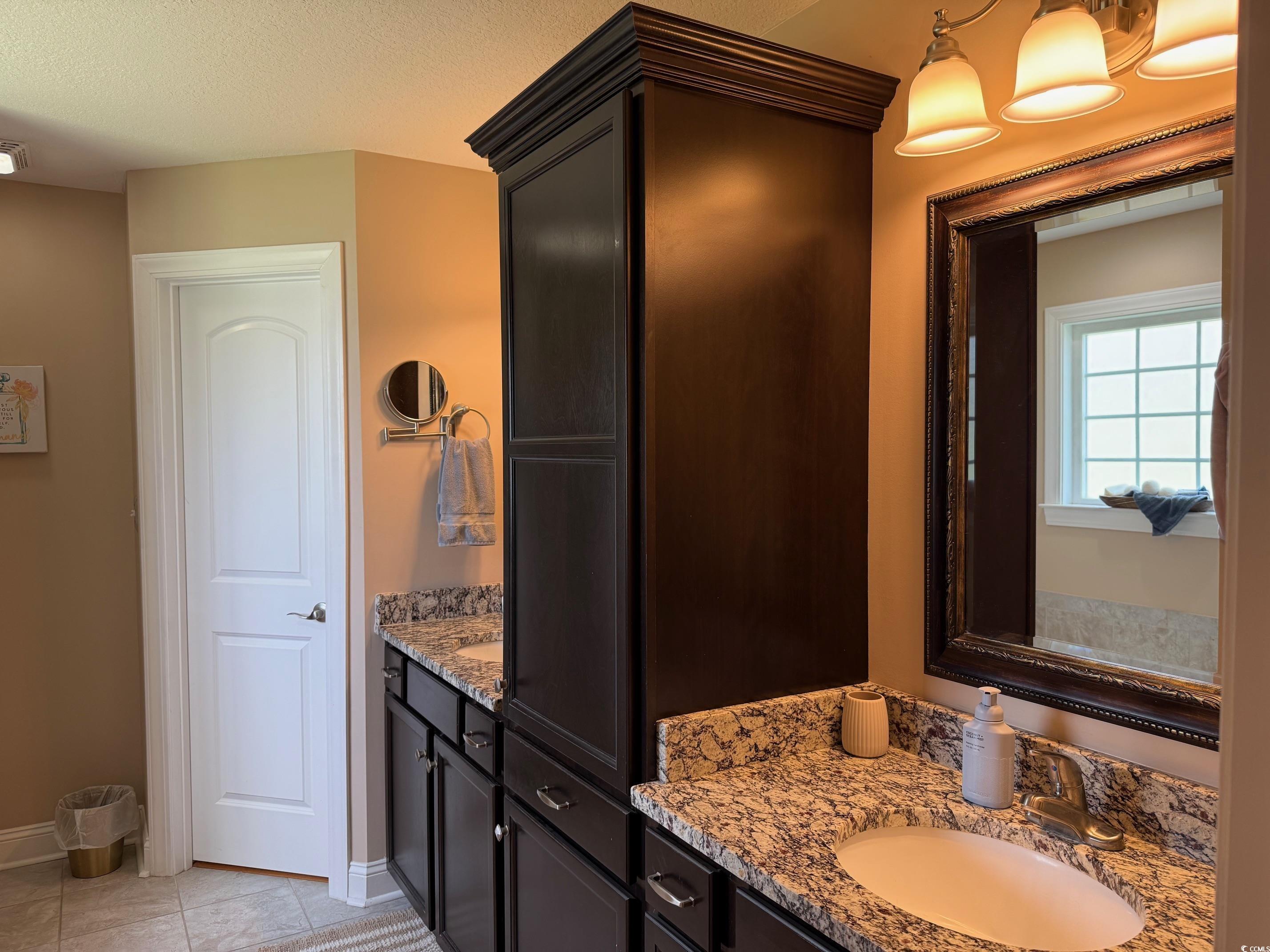 429 Oakham Dr. Property Photo 13