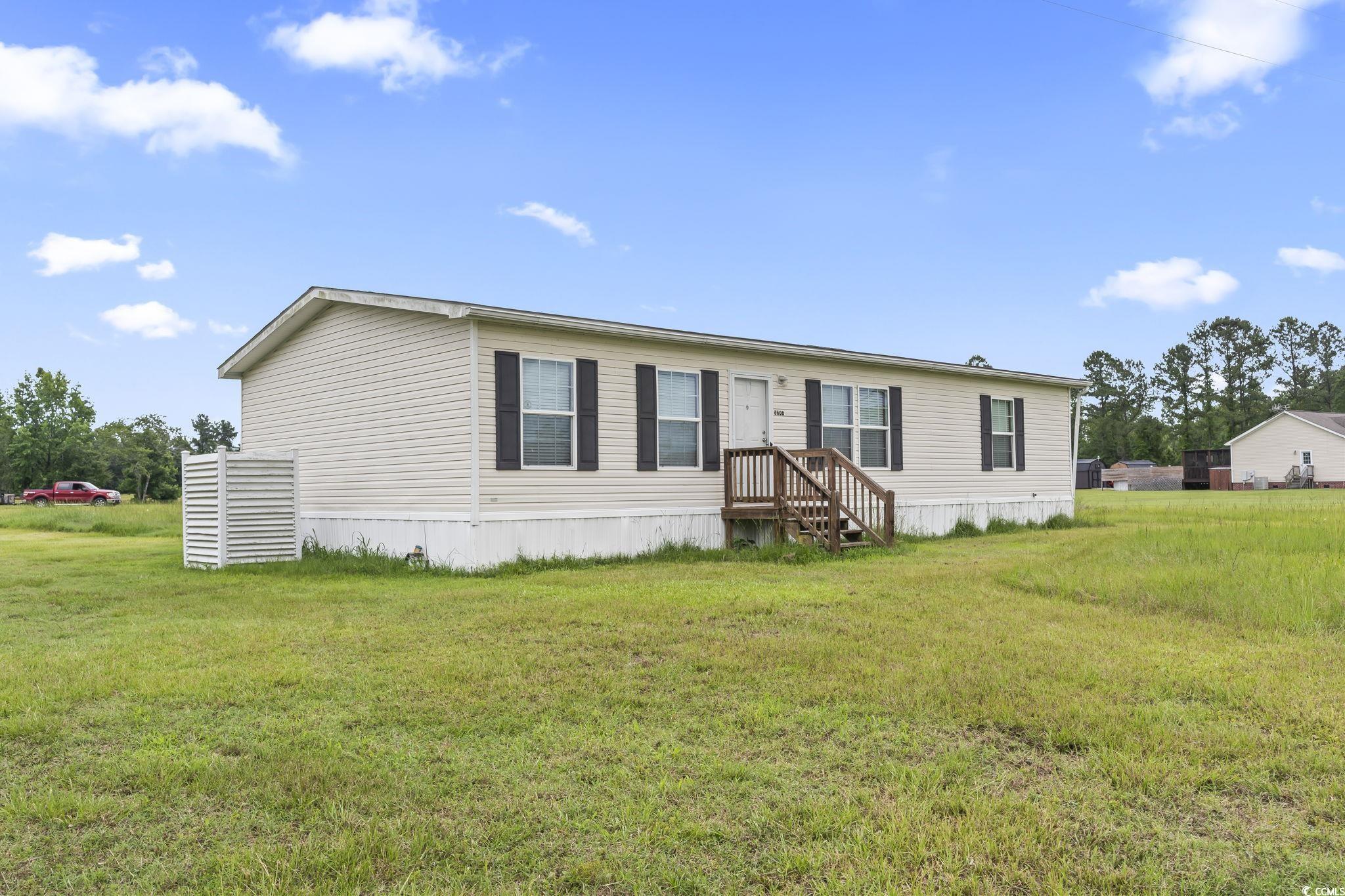 6608 Black Creek Rd. Property Photo 2