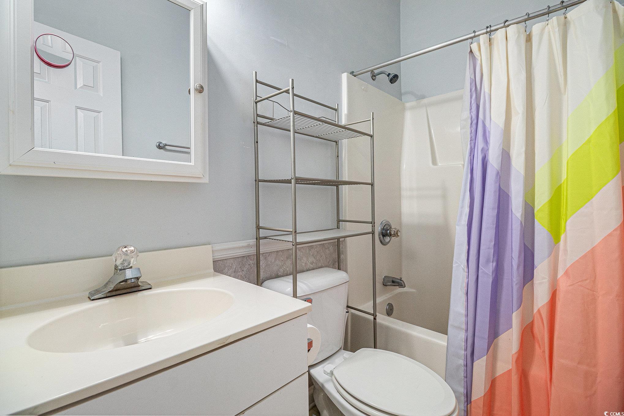 3951 Gladiola Ct. Property Photo 11