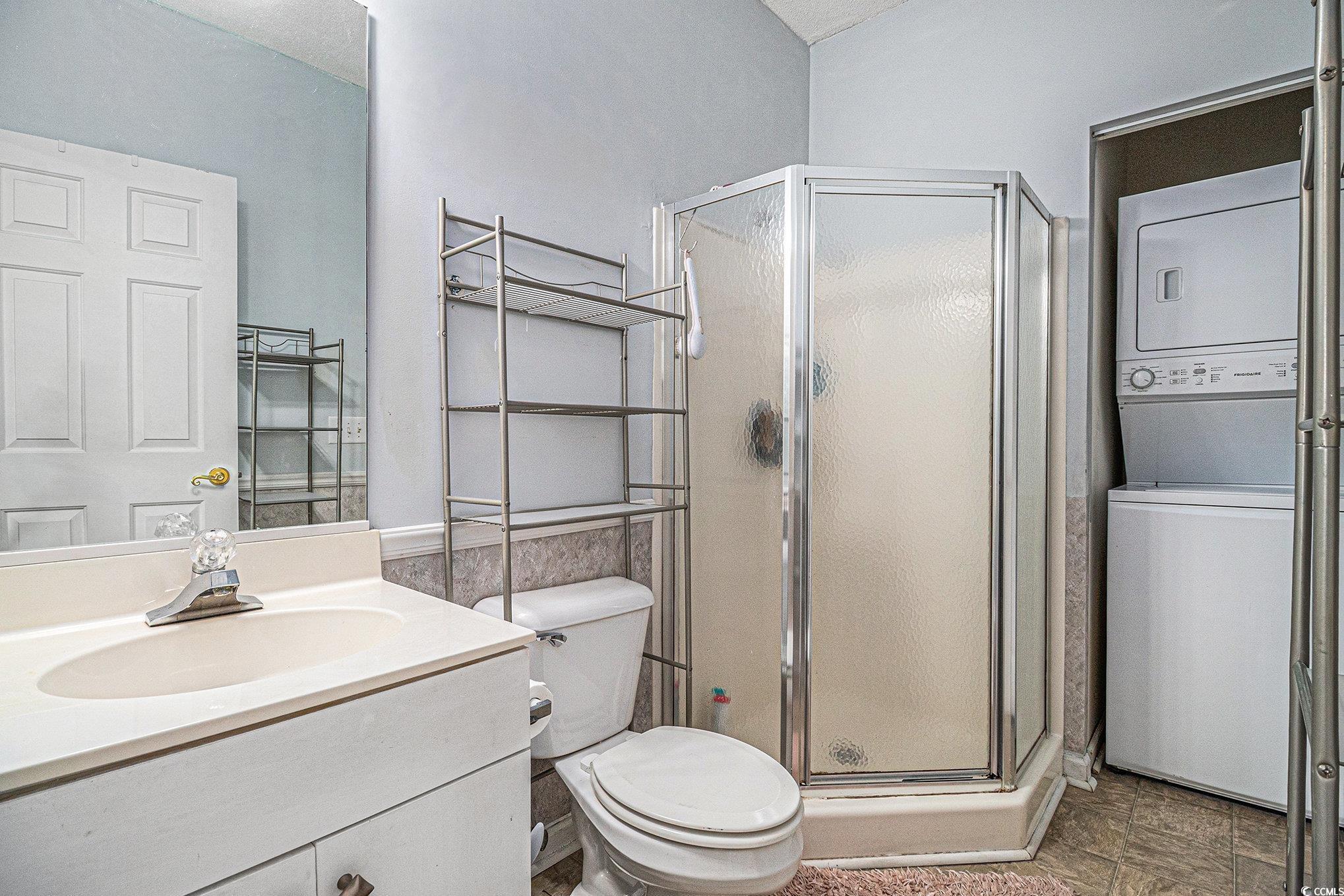 3951 Gladiola Ct. Property Photo 14