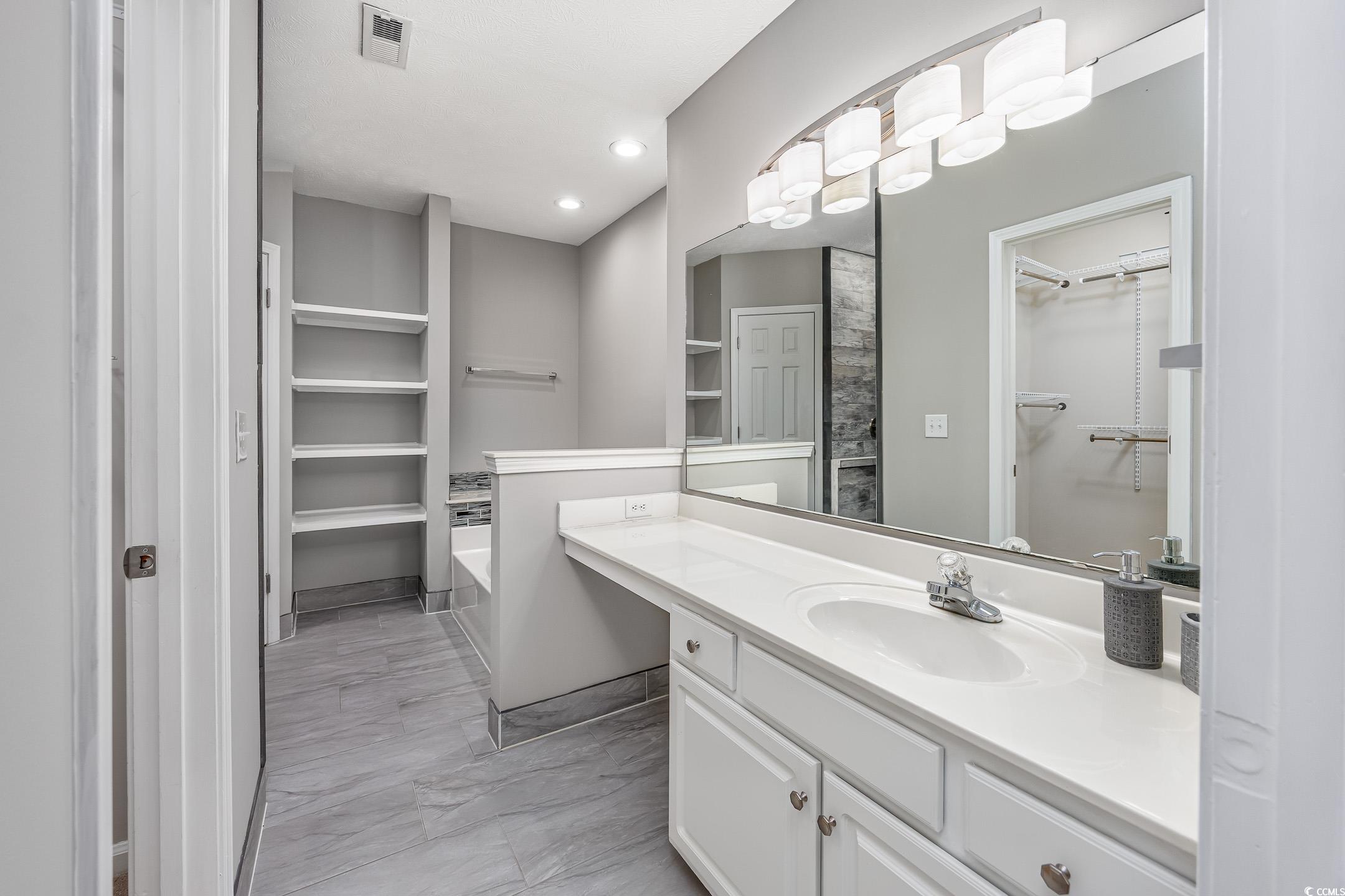 612 Intracoastal Way Dr. Property Photo 22