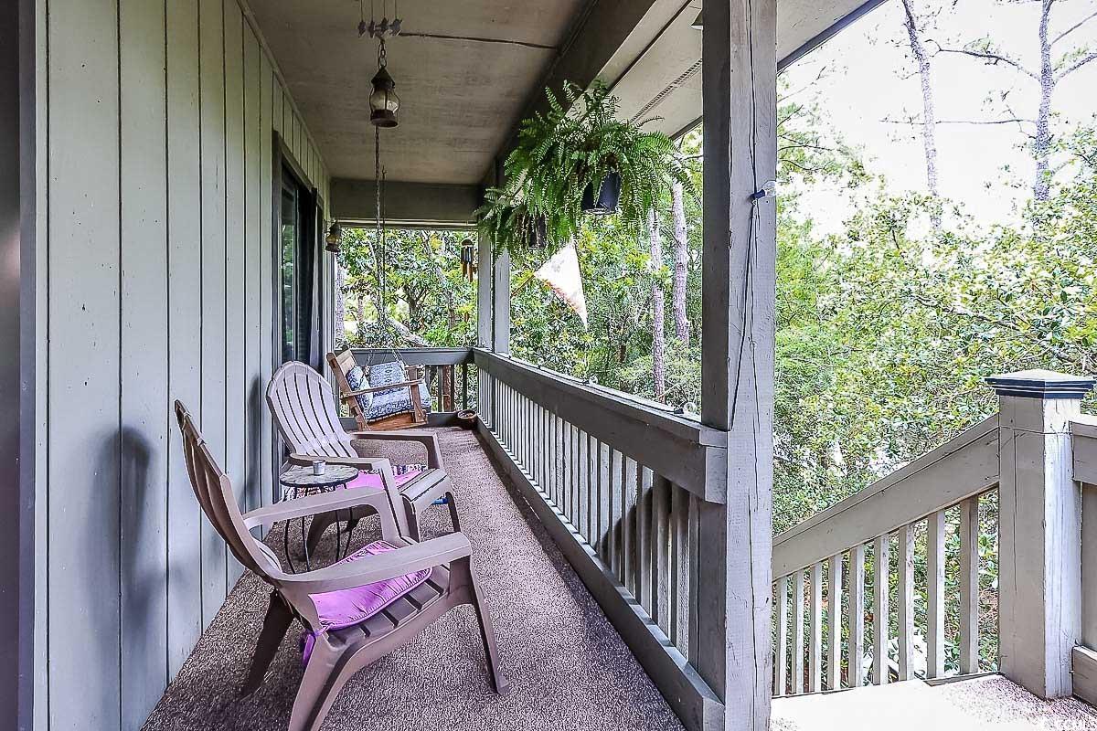 404 72nd Ave. N Property Photo 5