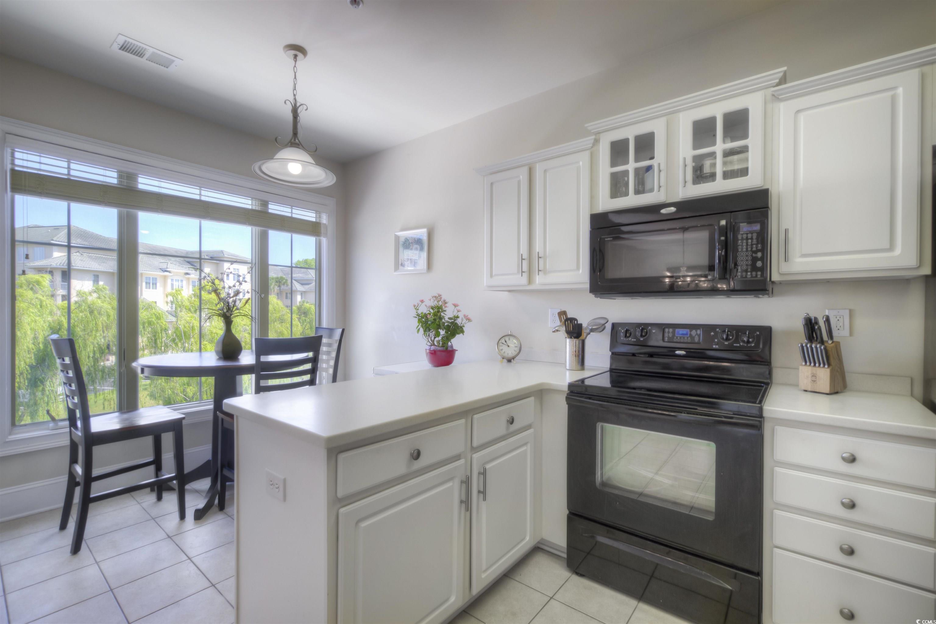 2180 Waterview Dr. Property Photo 10