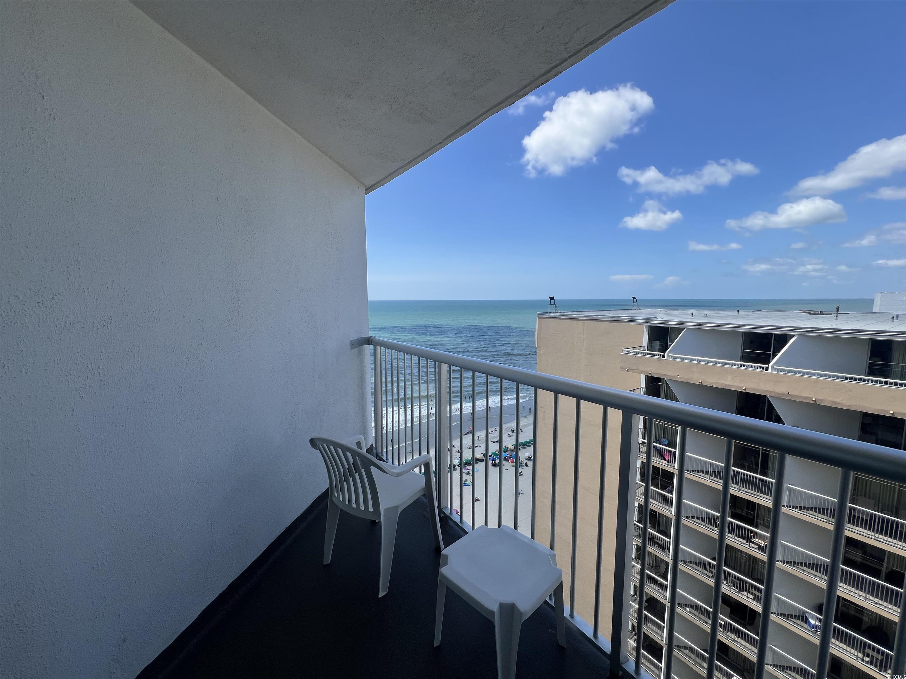 9550 Shore Dr. Property Photo 5