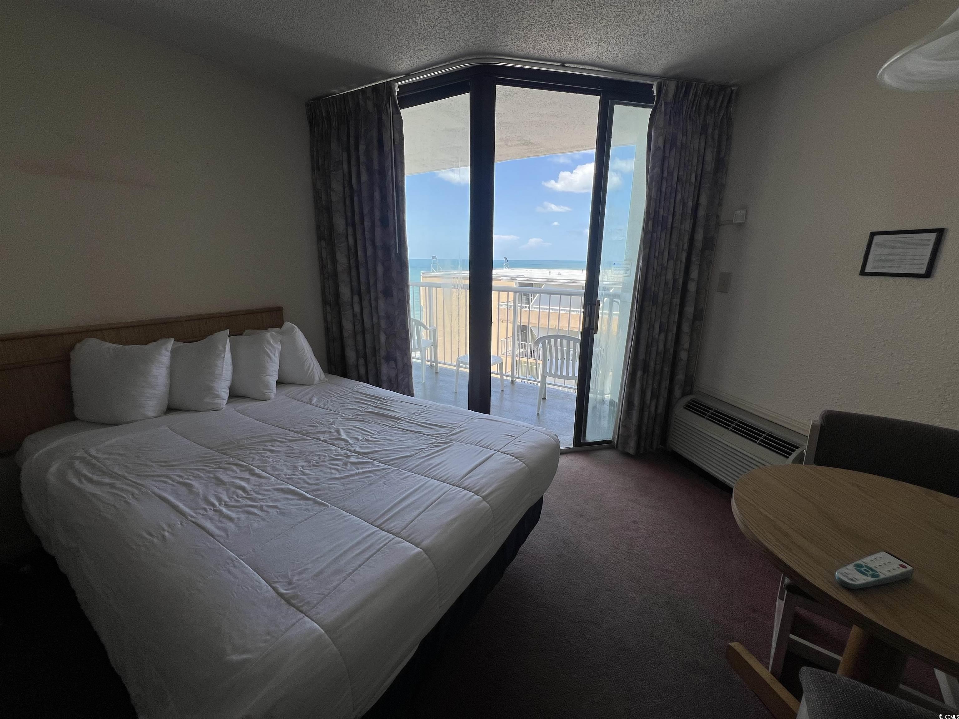 9550 Shore Dr. Property Photo 7