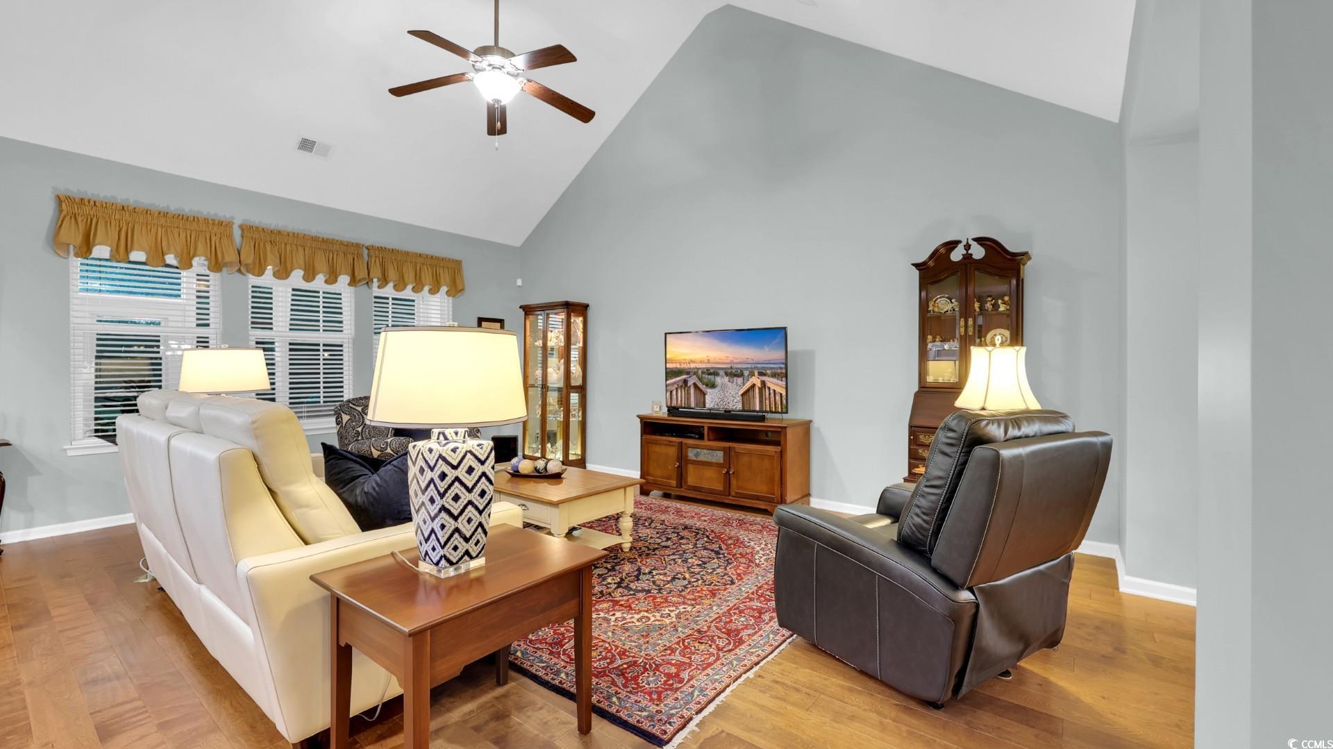 698 Lafayette Park Dr. Property Photo 12