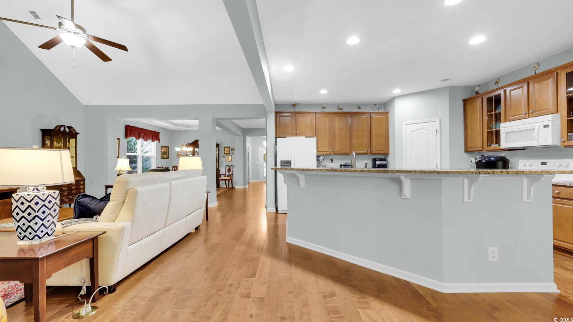 698 Lafayette Park Dr. Property Photo 14