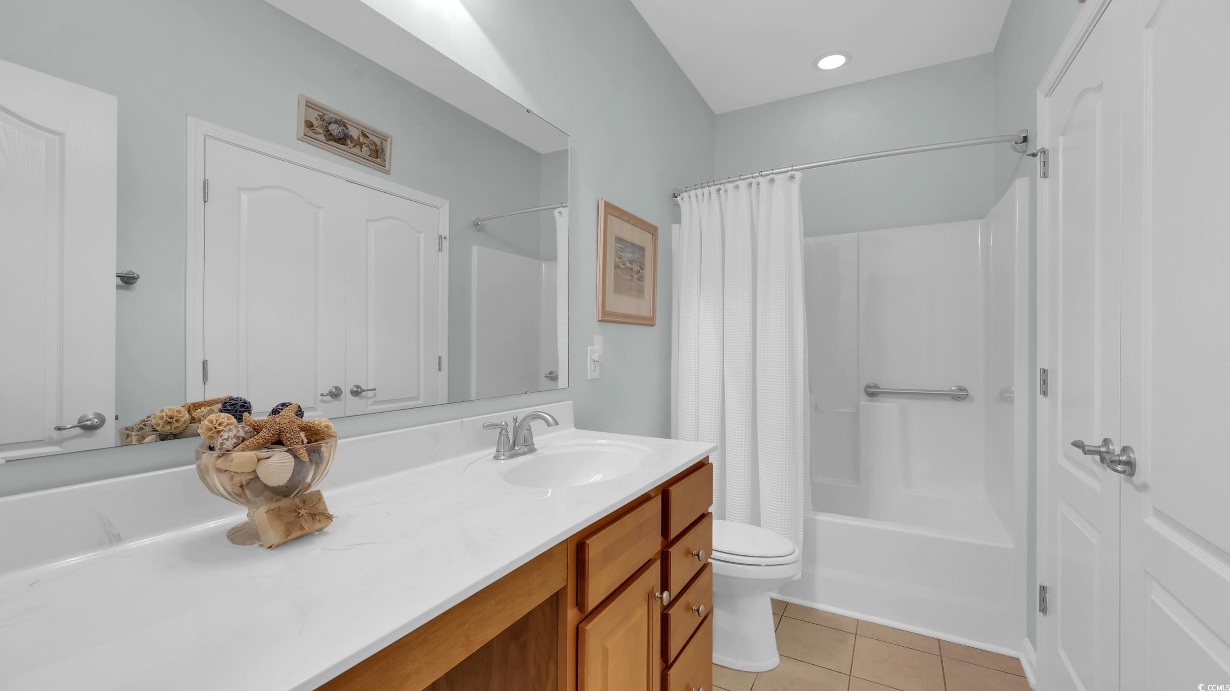 698 Lafayette Park Dr. Property Photo 28