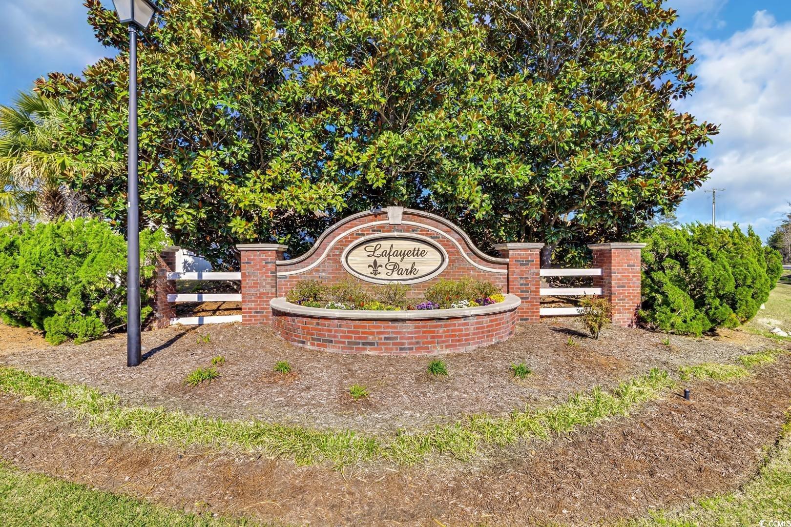698 Lafayette Park Dr. Property Photo 37