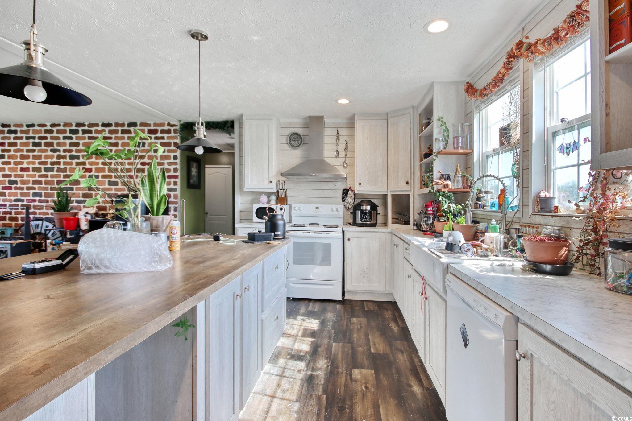 176 Old Flowers Rd. Property Photo 11