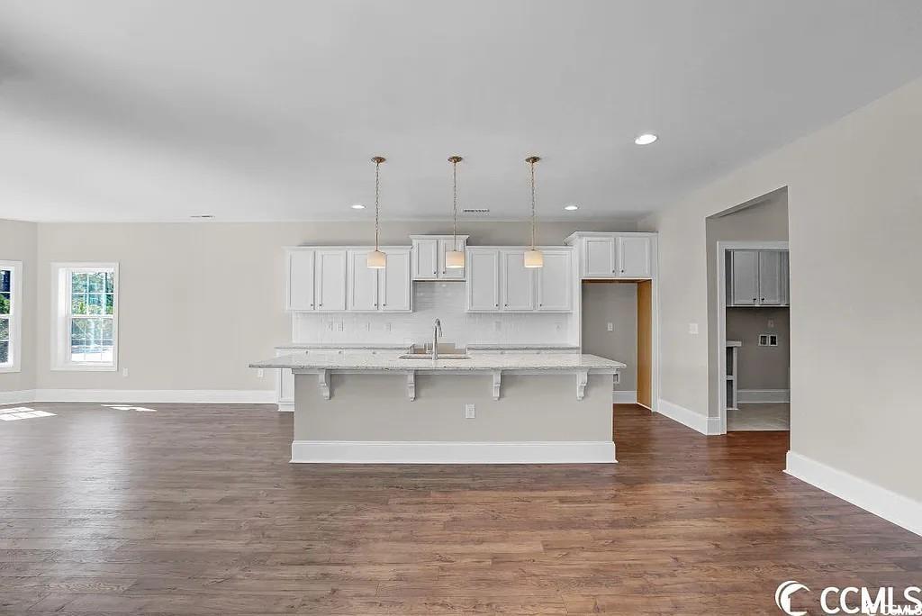 872 Fowler Rd. Property Photo 5