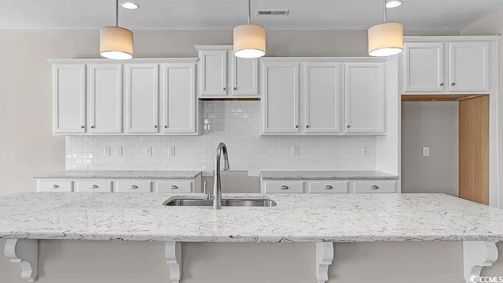 872 Fowler Rd. Property Photo 7