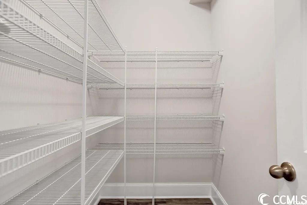 872 Fowler Rd. Property Photo 8