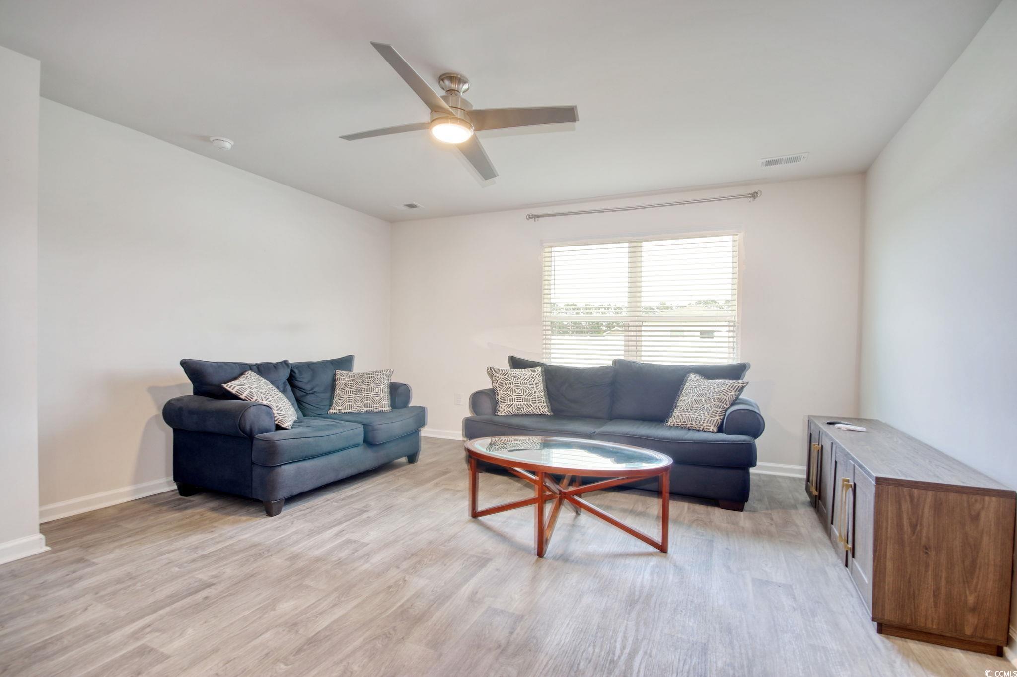 211 Seasons Trace Loop Property Photo 12