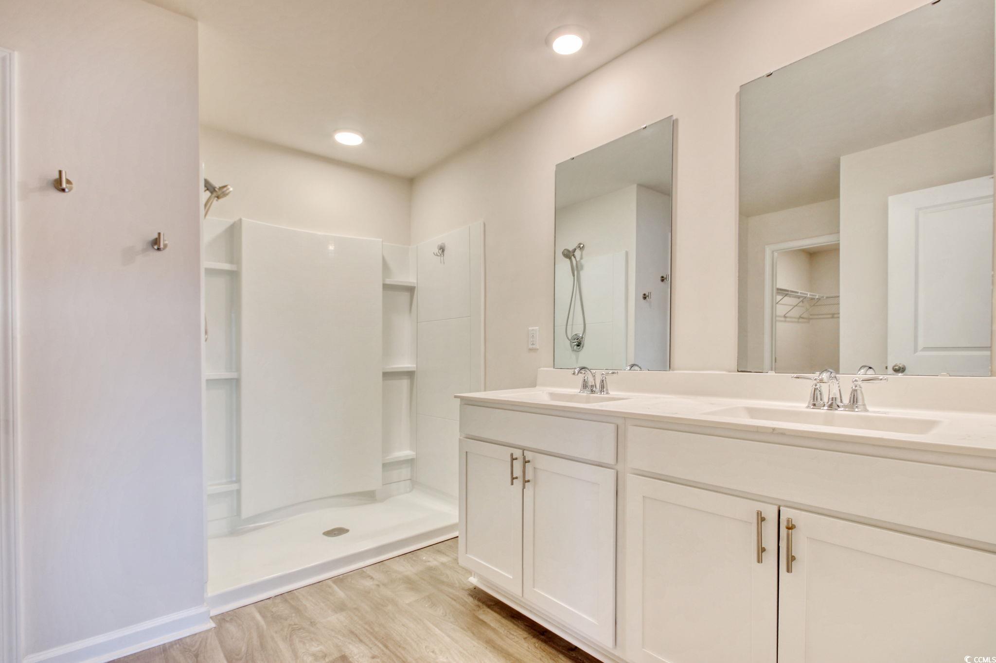211 Seasons Trace Loop Property Photo 17