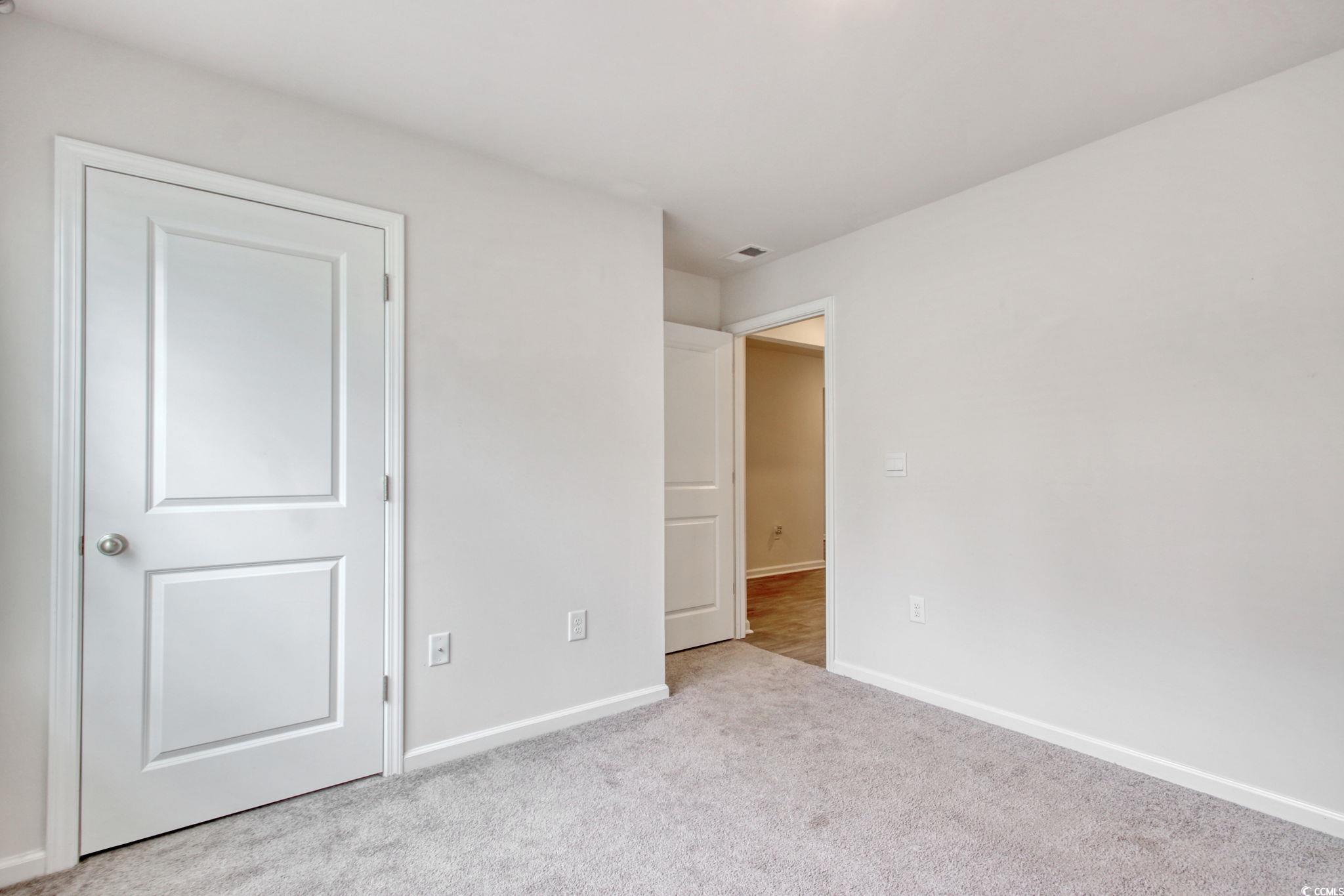 211 Seasons Trace Loop Property Photo 21