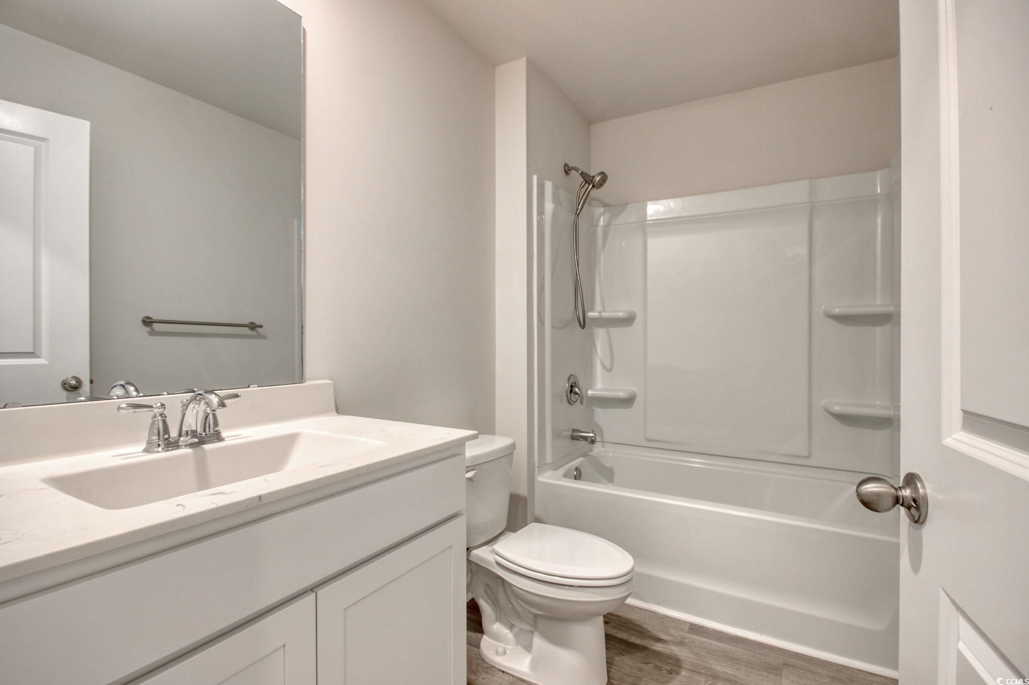 211 Seasons Trace Loop Property Photo 22