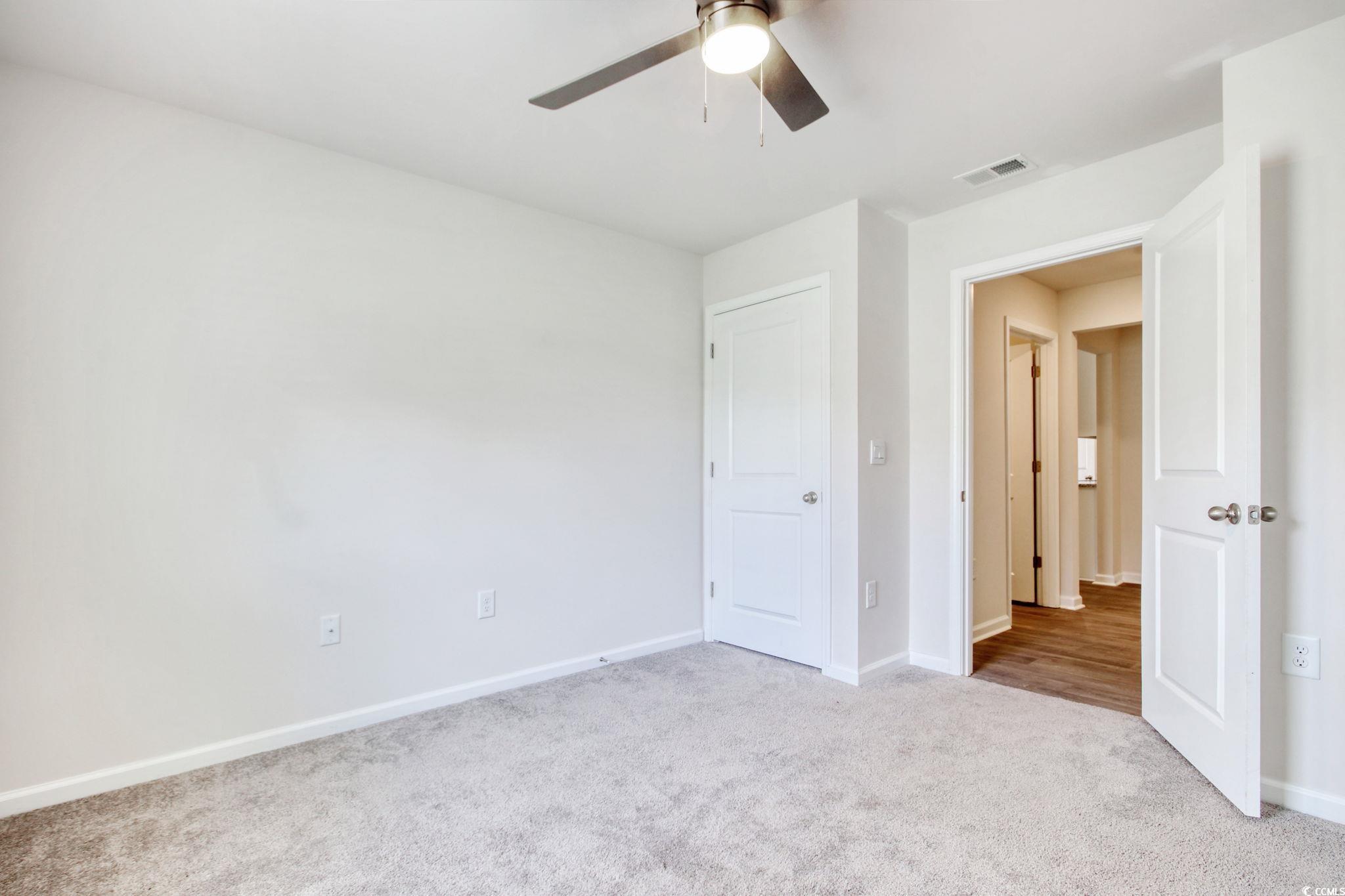 211 Seasons Trace Loop Property Photo 23