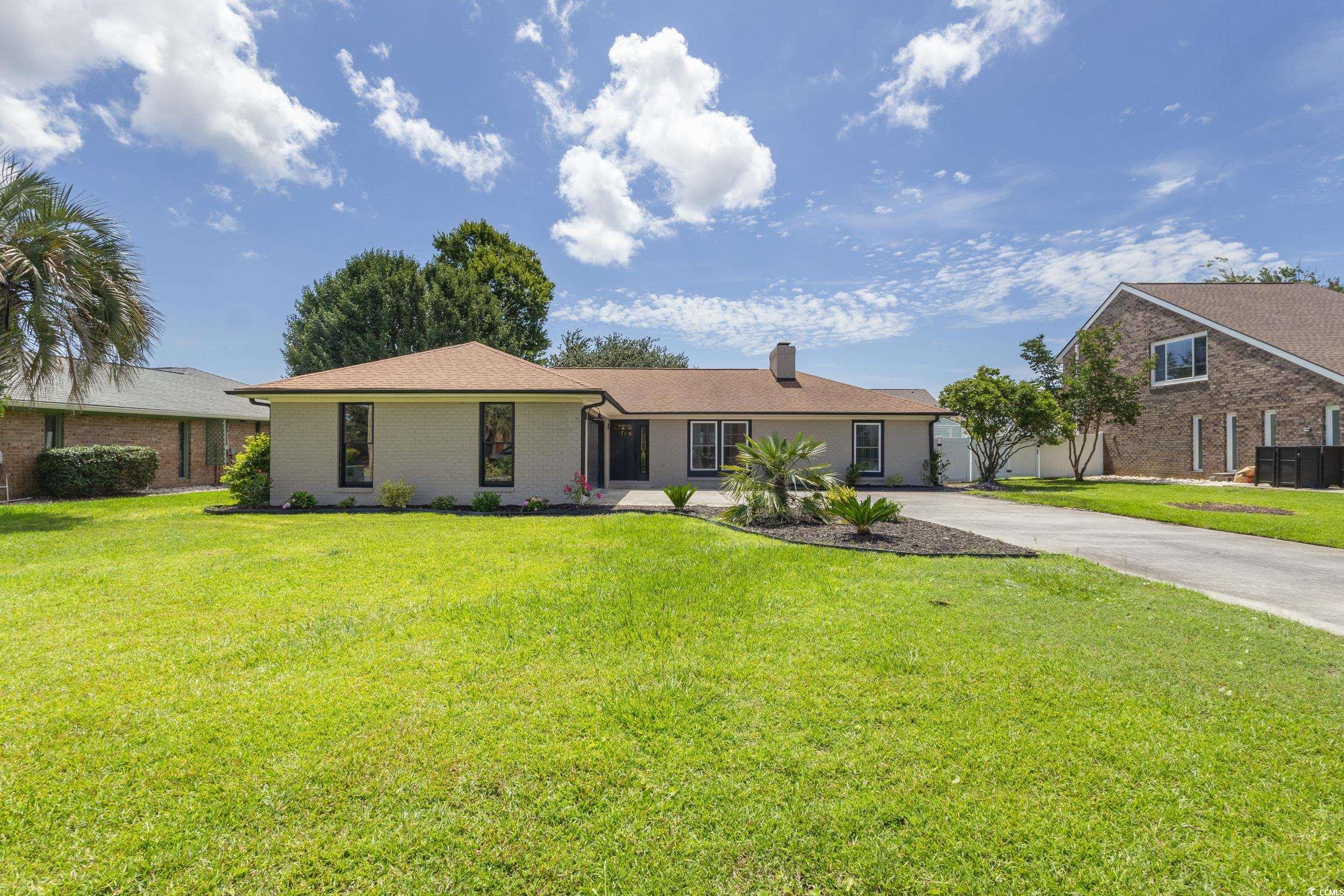 1008 Plantation Dr. Property Photo 2