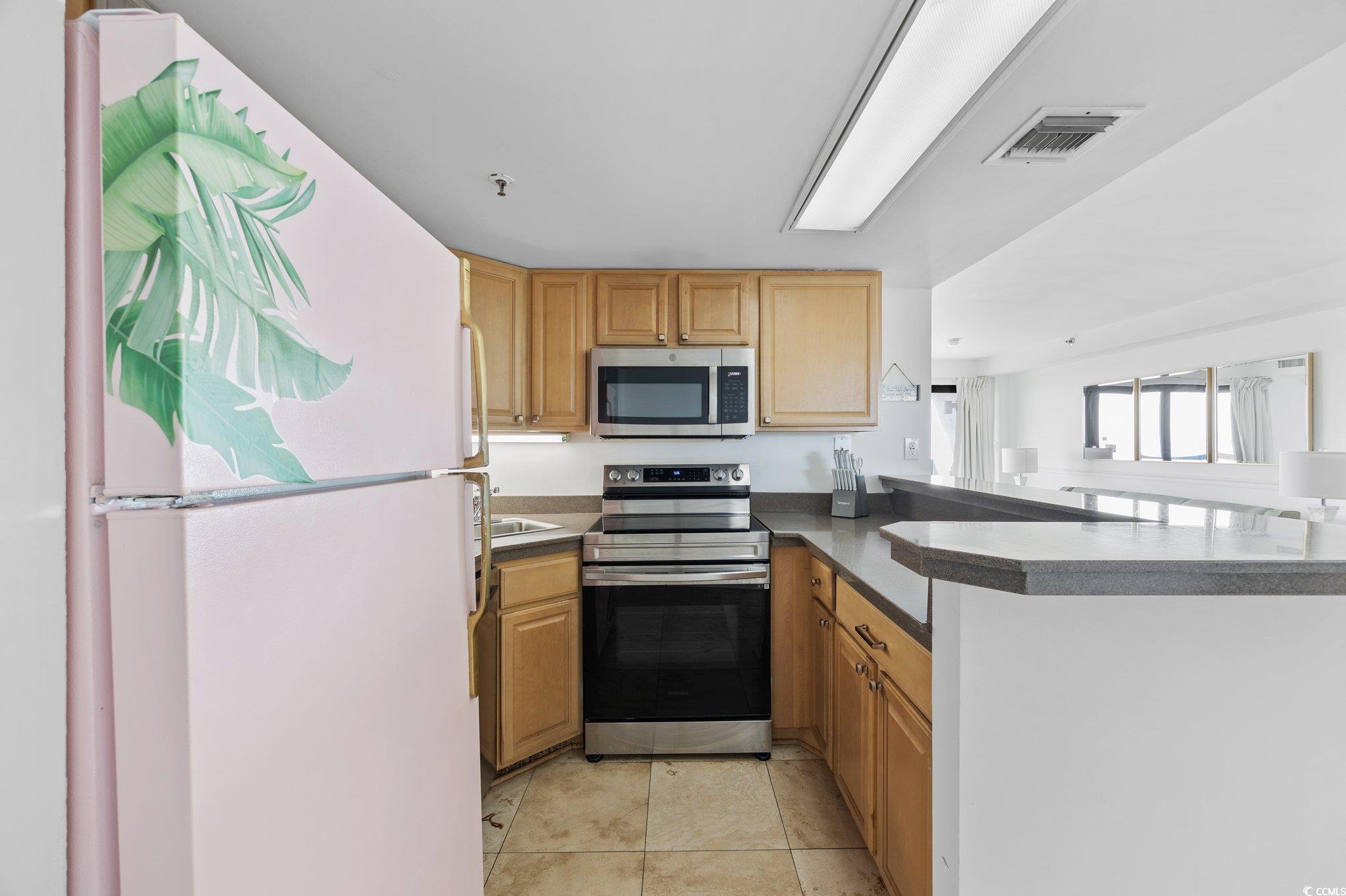 5511 N Ocean Blvd. Property Photo 9