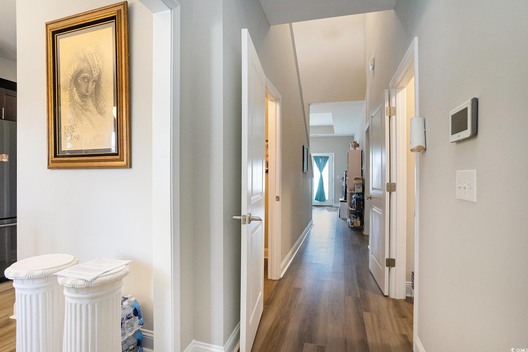 724 Hobonny Loop Property Photo 3