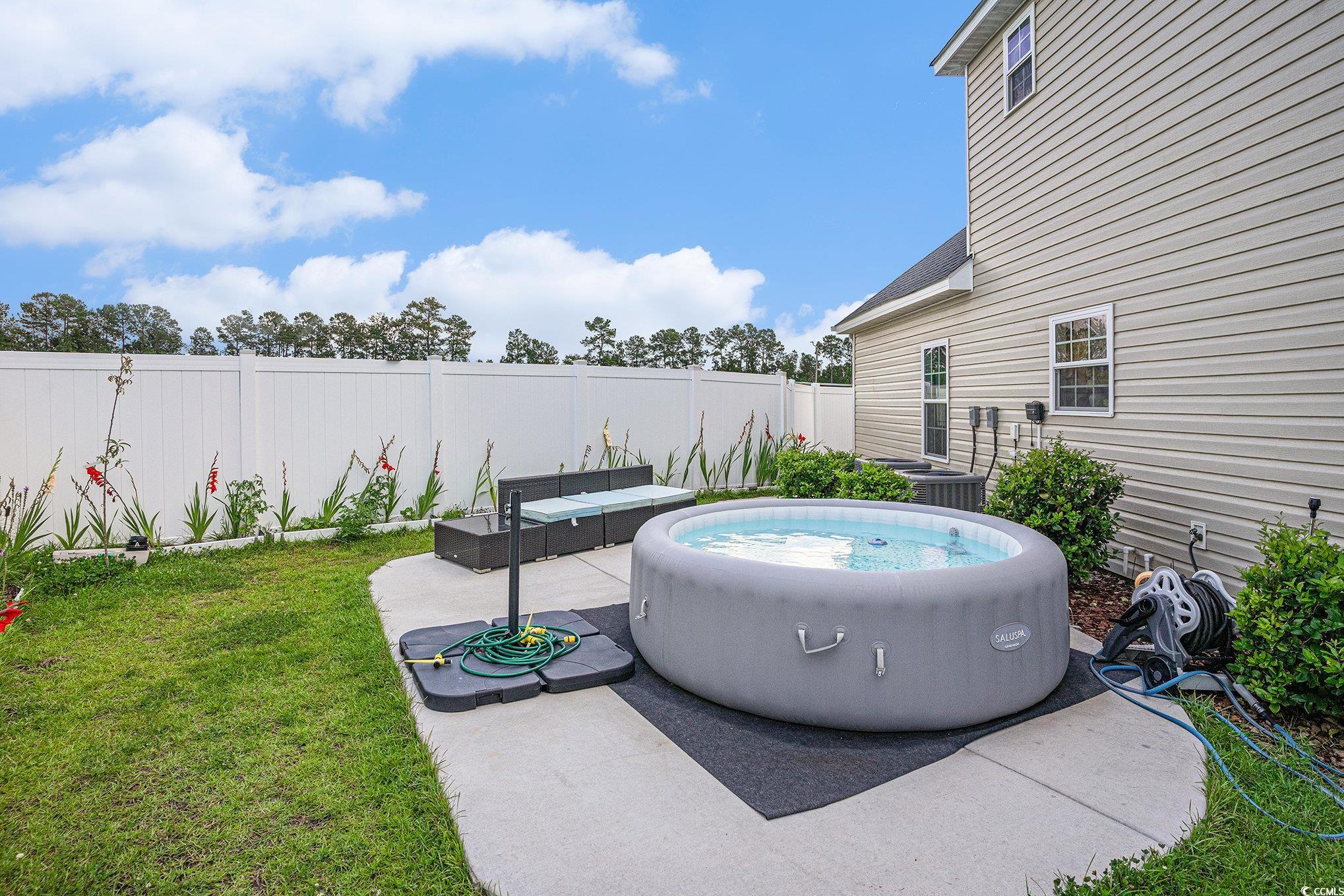 724 Hobonny Loop Property Photo 24