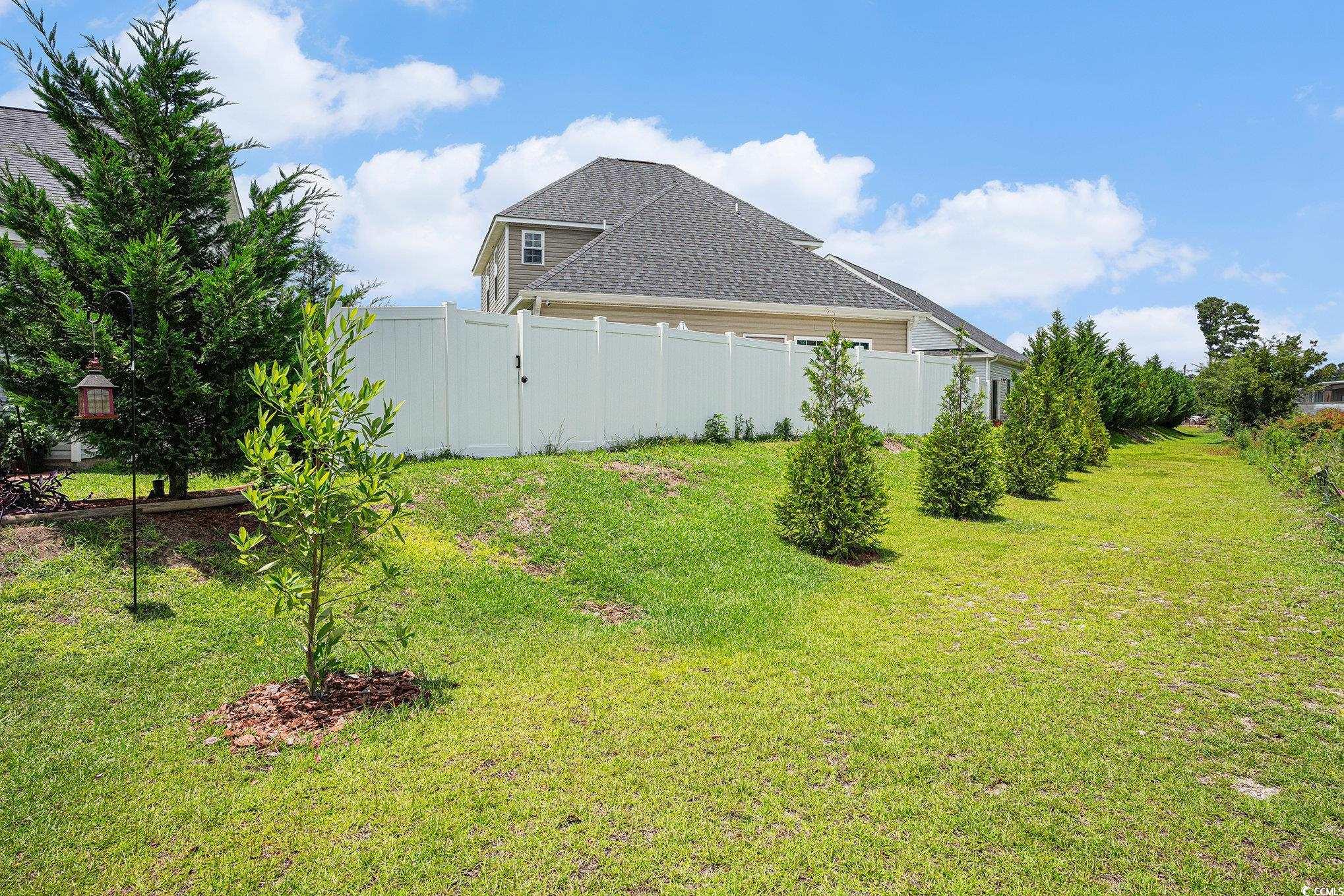 724 Hobonny Loop Property Photo 26