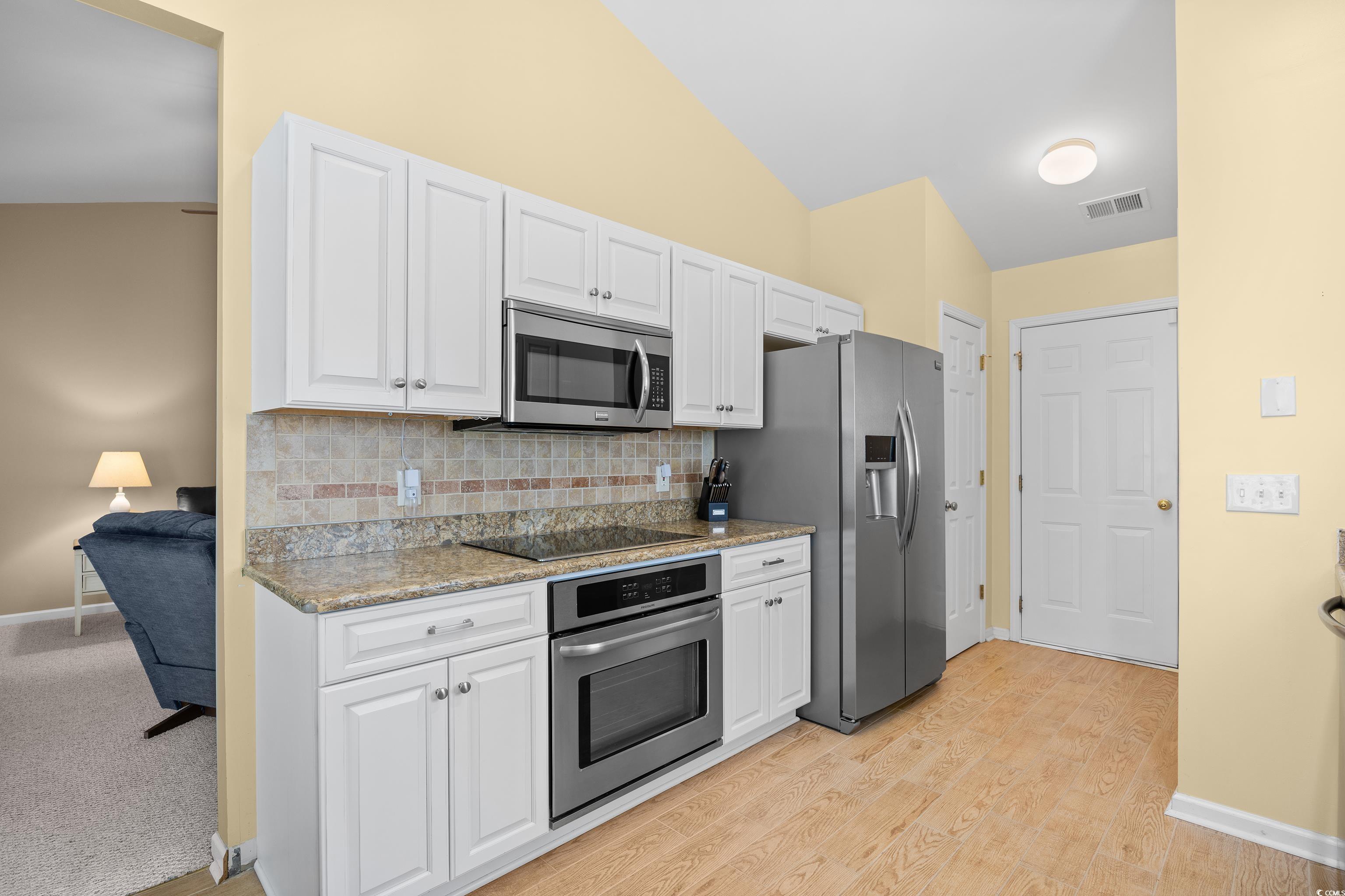 4554 Fringetree Dr. Property Photo 11