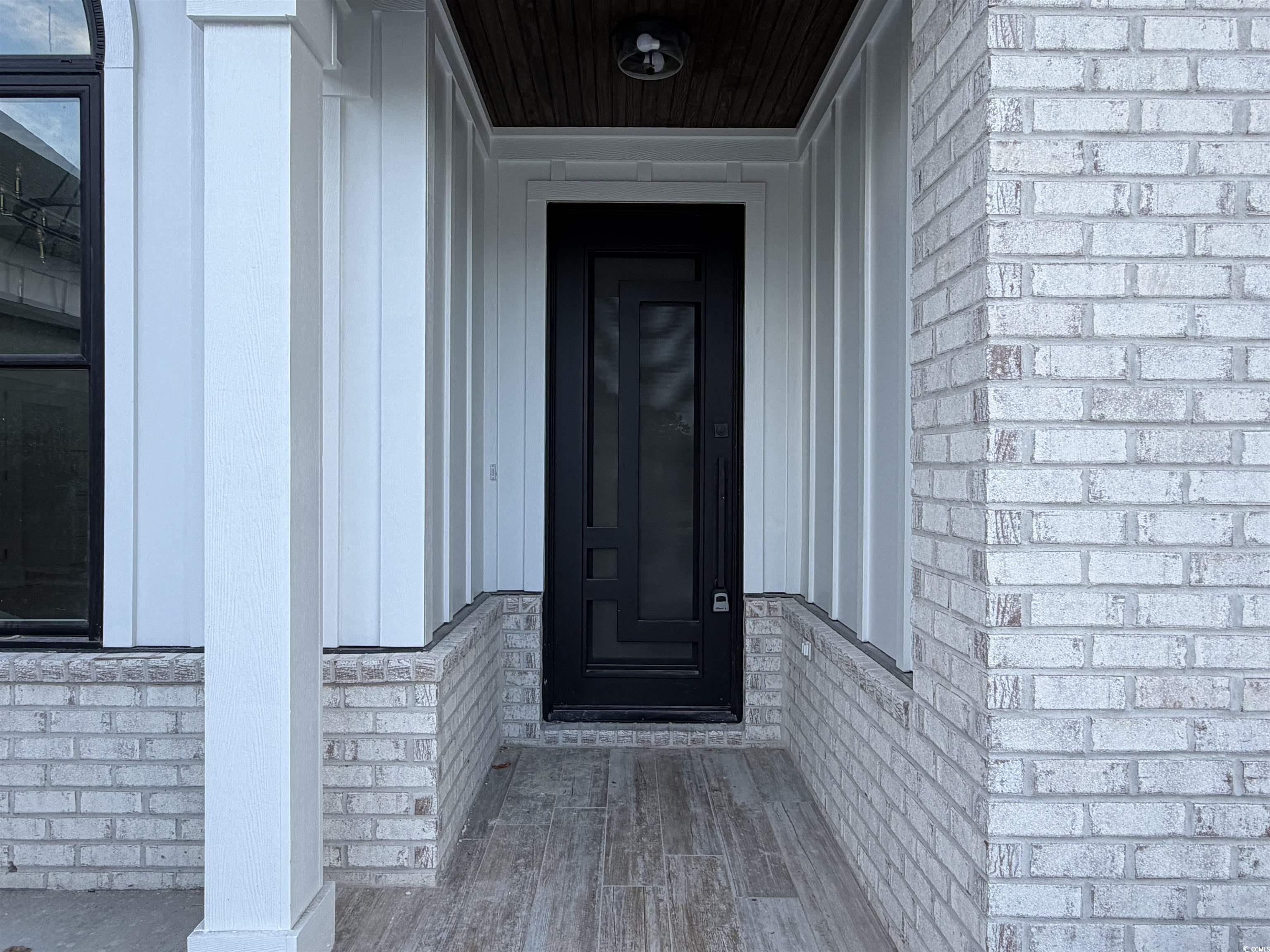 729 Jade Dr. Property Photo 4