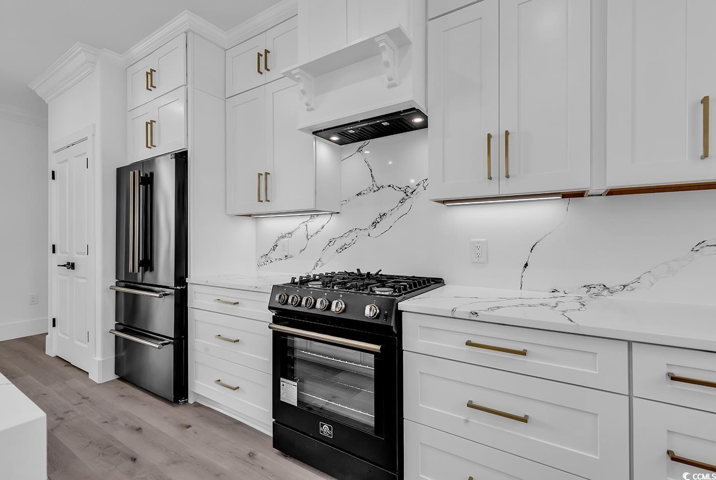 729 Jade Dr. Property Photo 21