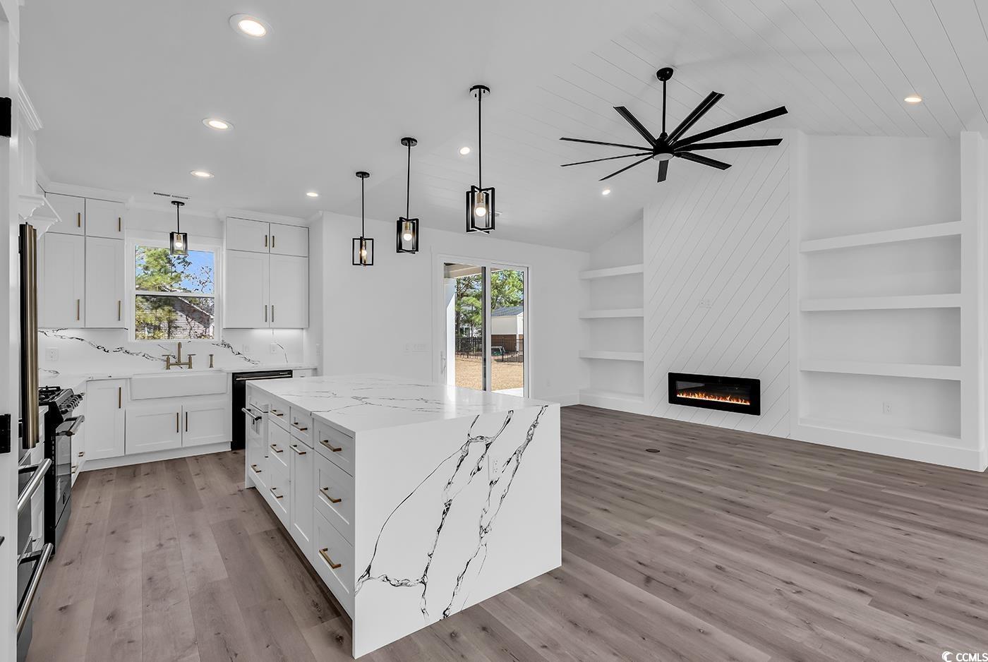 729 Jade Dr. Property Photo 22