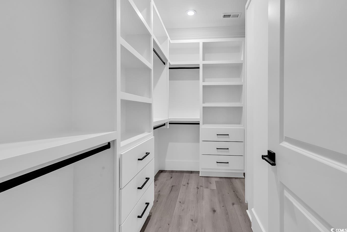 729 Jade Dr. Property Photo 29