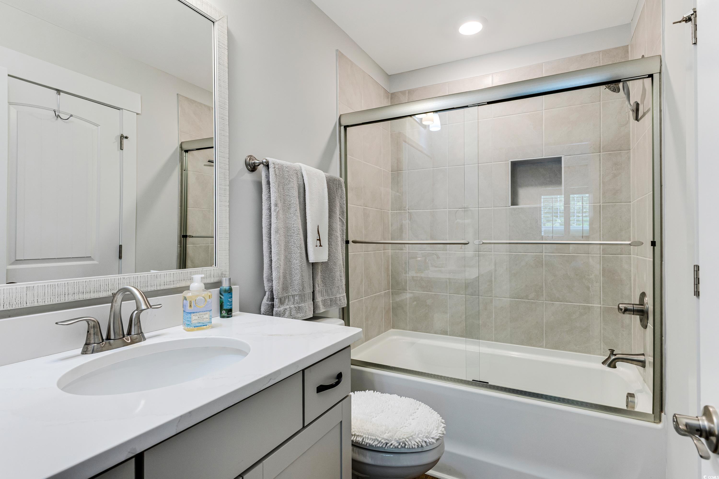 215 Vivian St. Nw Property Photo 26