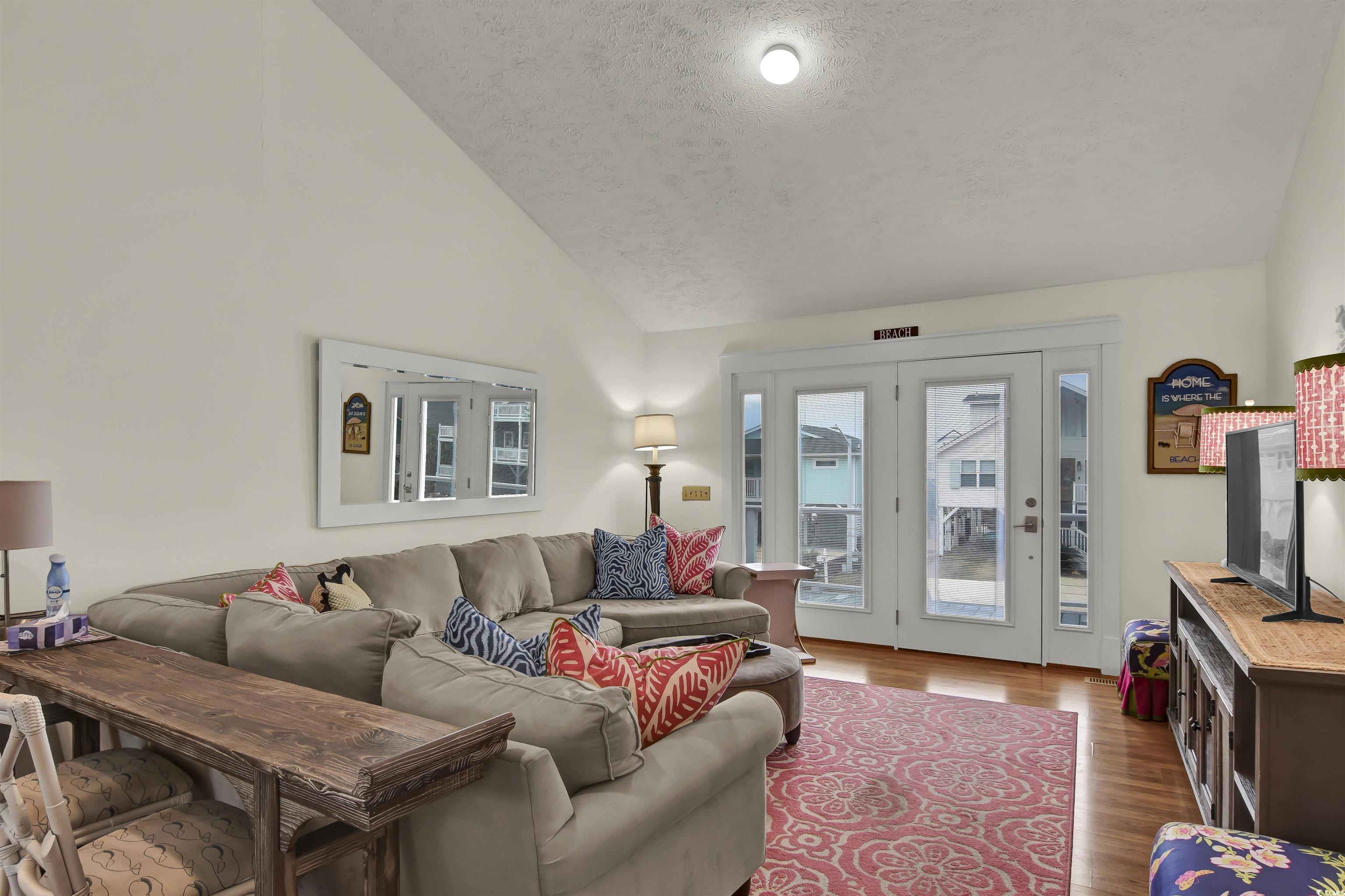25 Newport St. Property Photo 7